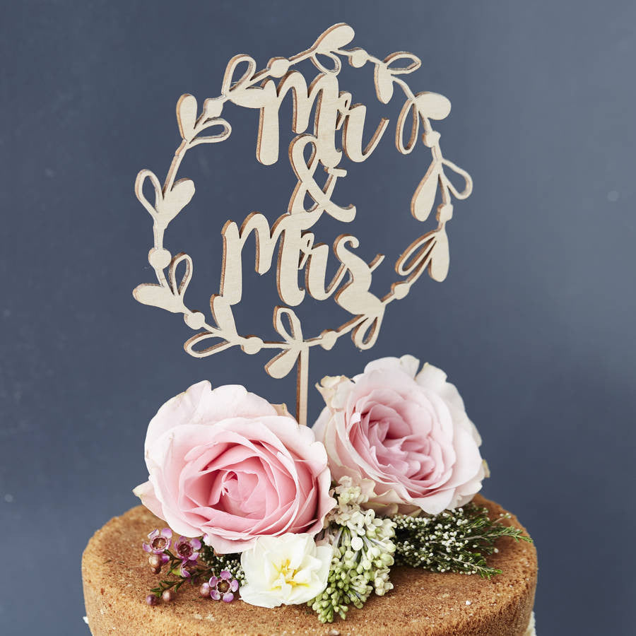Mr And Mrs Floral Wreath Wooden Wedding Cake Topper